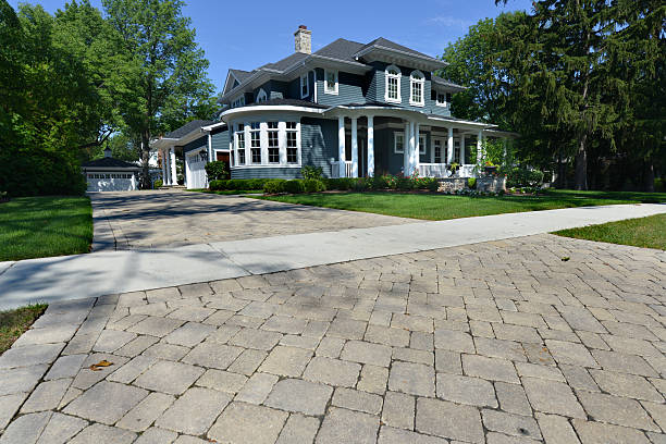 Best Driveway Paving Contractor  in Woodlyn, PA